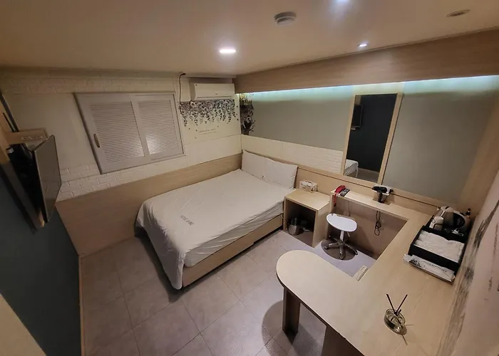 Motel Shine Seúl