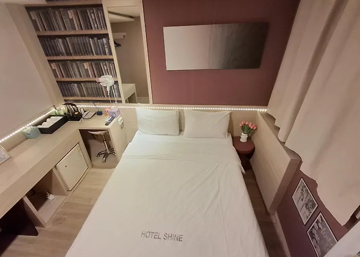 Motel Shine Seúl