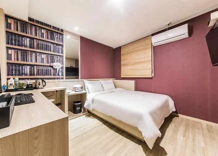 Motel Shine 2*